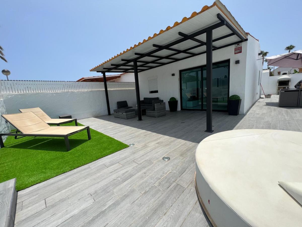 Agradable Bungalow Con Piscina Playa del Ingles  Exterior photo